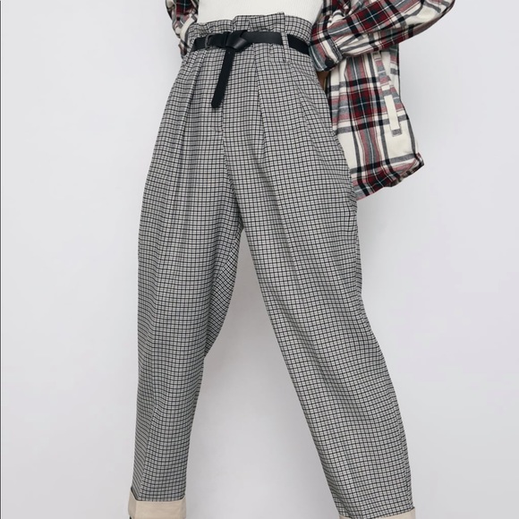 Zara Pants - Zara basics Belted Paperbag pants